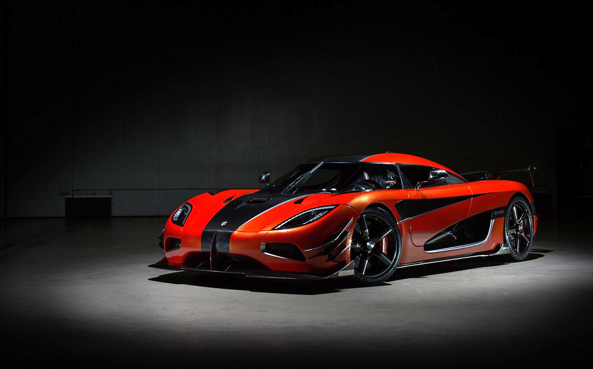 Машина Koenigsegg Agera будущего