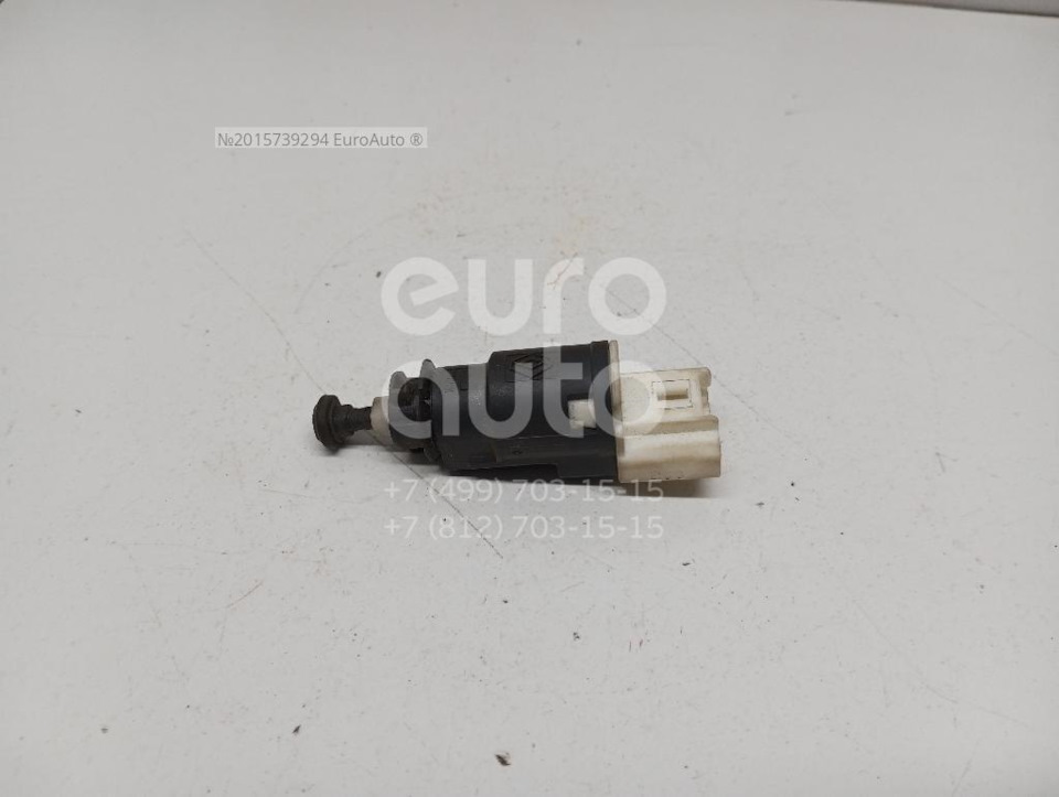 8200276361 Выключатель концевой педали тормоза RENAULT | Запчасти на DRIVE2
