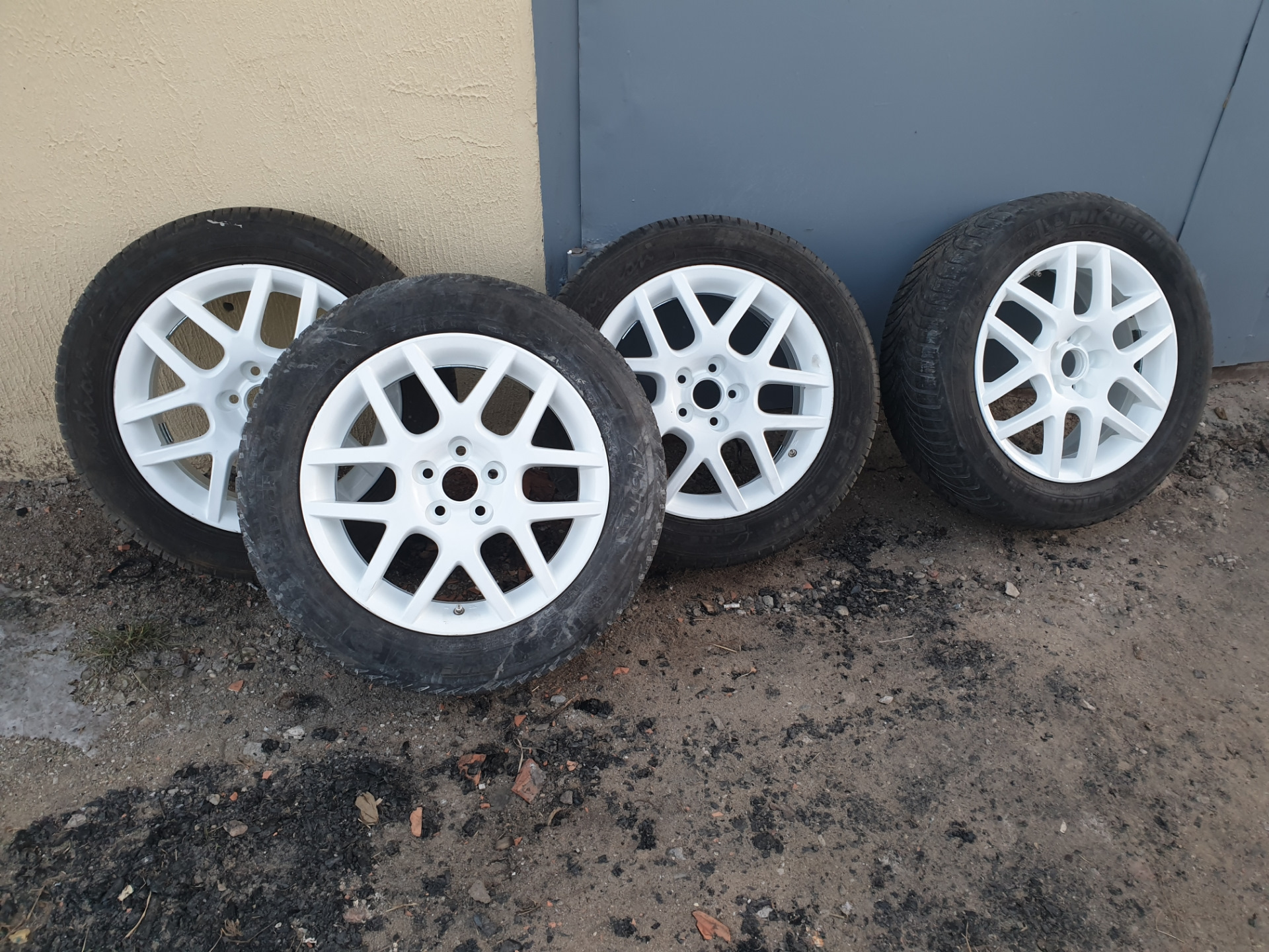 диски 2000. R17 vag модель "boston б/у. литые диски 16 grand vitara оригинал. диски r15 на мерседес w210. Yokohama kreutzer диски r17.