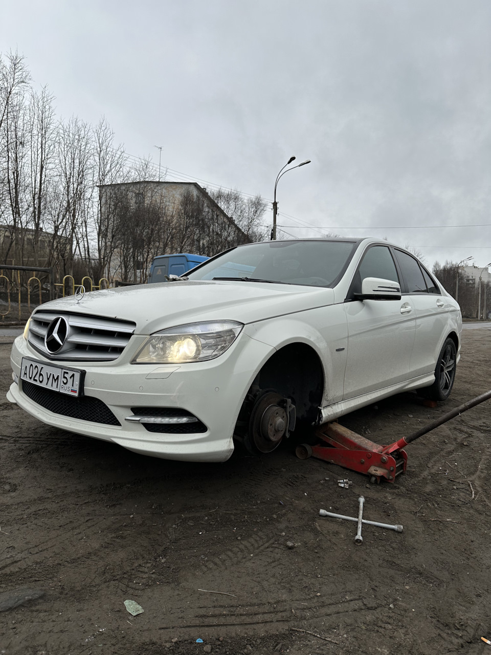 Пост-1 смена на лето 😎новая резина — Mercedes-Benz C-class (W204), 1,8 л,  2010 года | другое | DRIVE2