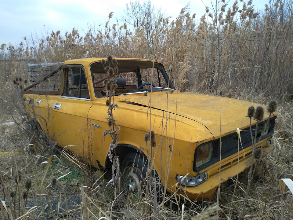 Дачный участок с брошенными автомобилями. Ставрополь. — DRIVE2