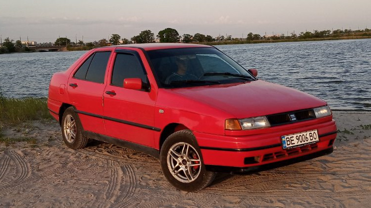 Seat toledo 1992. Сеат толедо 92 года. Seat toledo 1992. Seat toledo i 1992. Сеат толедо 1992.