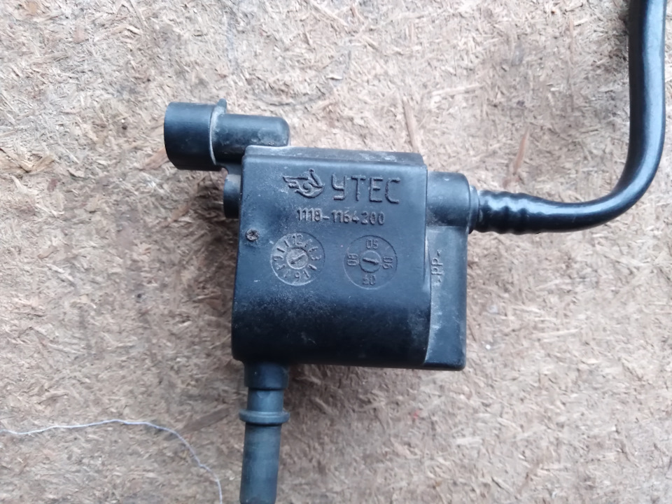 Замена клапана продувки адсорбера (КПА) — Lada Калина хэтчбек, 1,6 л ...