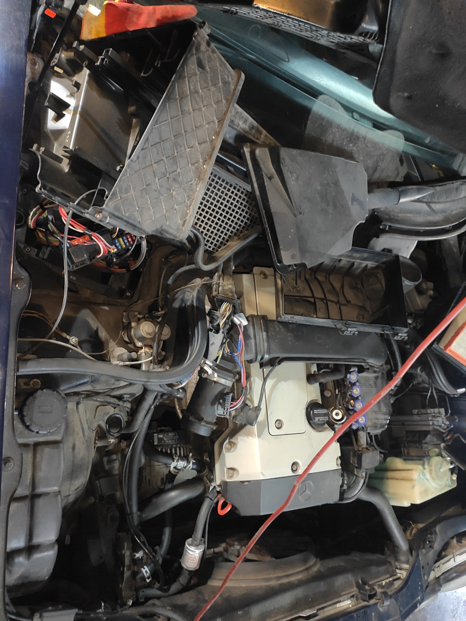 Вынутые мозги — Mercedes-Benz E-Class (W210)