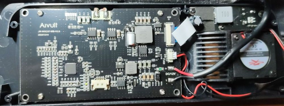 Поломка китайской беспроводной зарядки — Audi Q5 (1G), 2 л, 2012 года ...