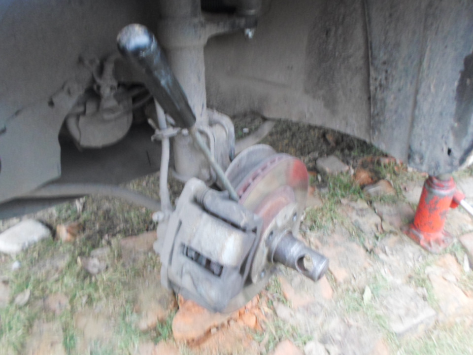 Замена масла и пыльника наружного ШРУСА — Lada Калина 2 универсал, 1,6 ...