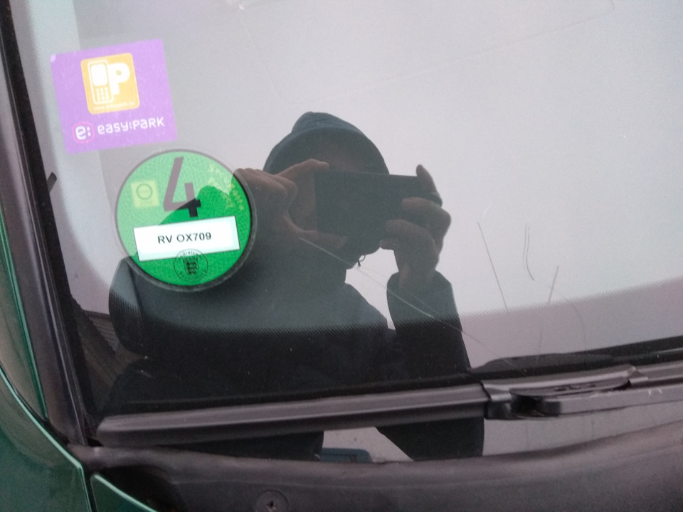 Хотел поменять щетки дворников, а поменял лобаш… — Audi A4 (B5), 1,8 л ...