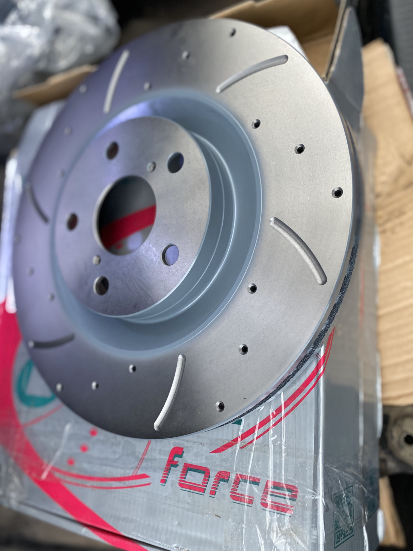 Какие тормозные диски выбрать? И какой фирмы колодки? — Lexus GS (S190 ...