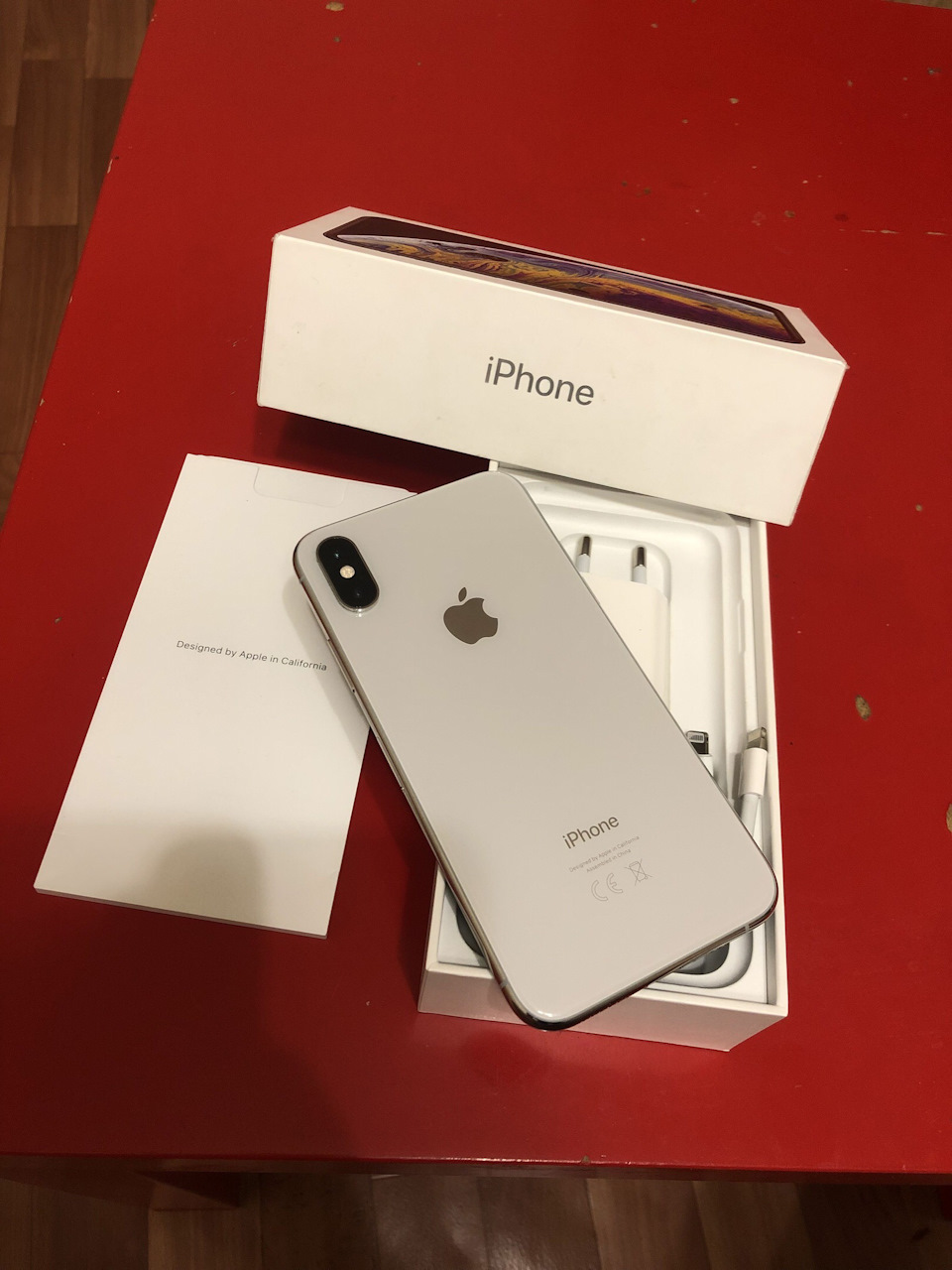 Продам Iphone Xs 64gb silver — DRIVE2