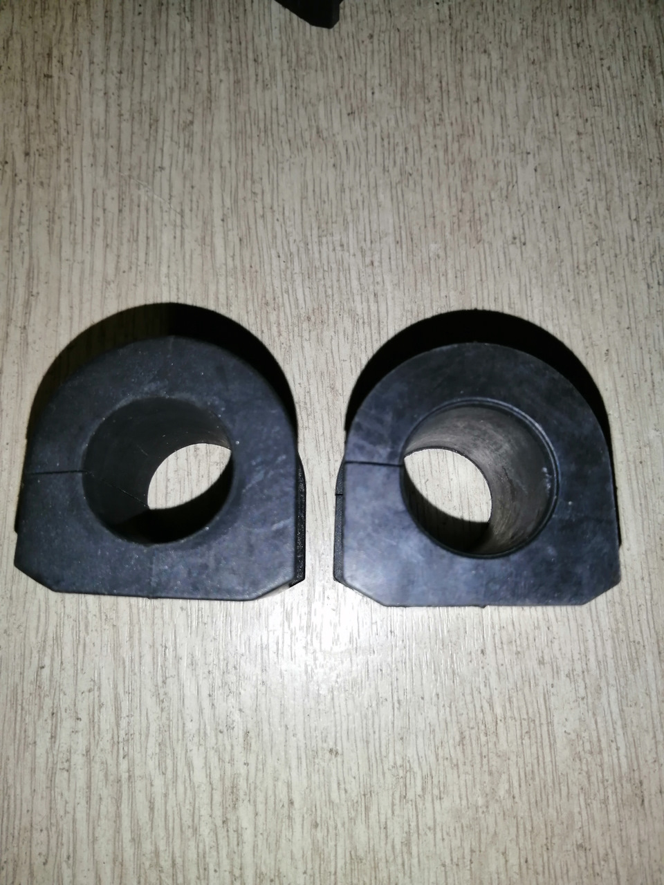 Поменял втулки стабилизаторов — Isuzu Amigo (II), 2,2 л, 1998 года ...