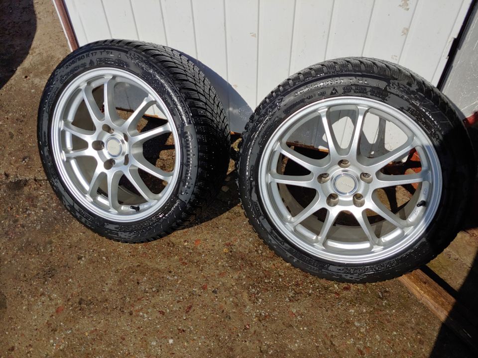Шины зимние шипованные Continental 205/50 R17, литые диски Bridgestone ...