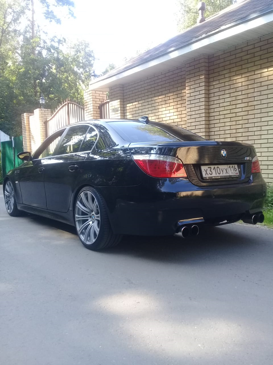 Е60 дизель. BMW e60 3.0 дизель. БМВ е60 дизель. БМВ 3 3 литра е 60 дизель.