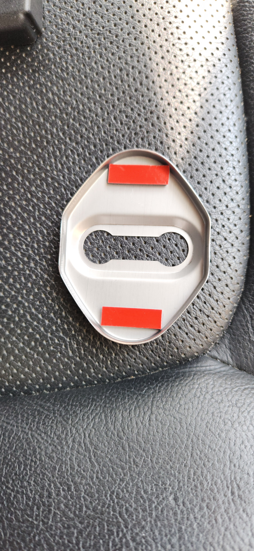 Пост №5. Заглушки на петли и ограничители дверей — Mazda CX-5 (2G), 2,5 ...