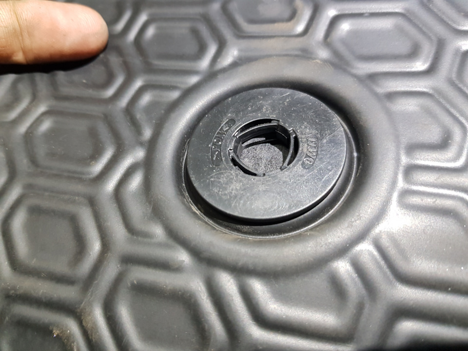 3nX5SmiN8AAxIoYCbbi1N233qUU 960 Мокрый ковер как быть мужиком