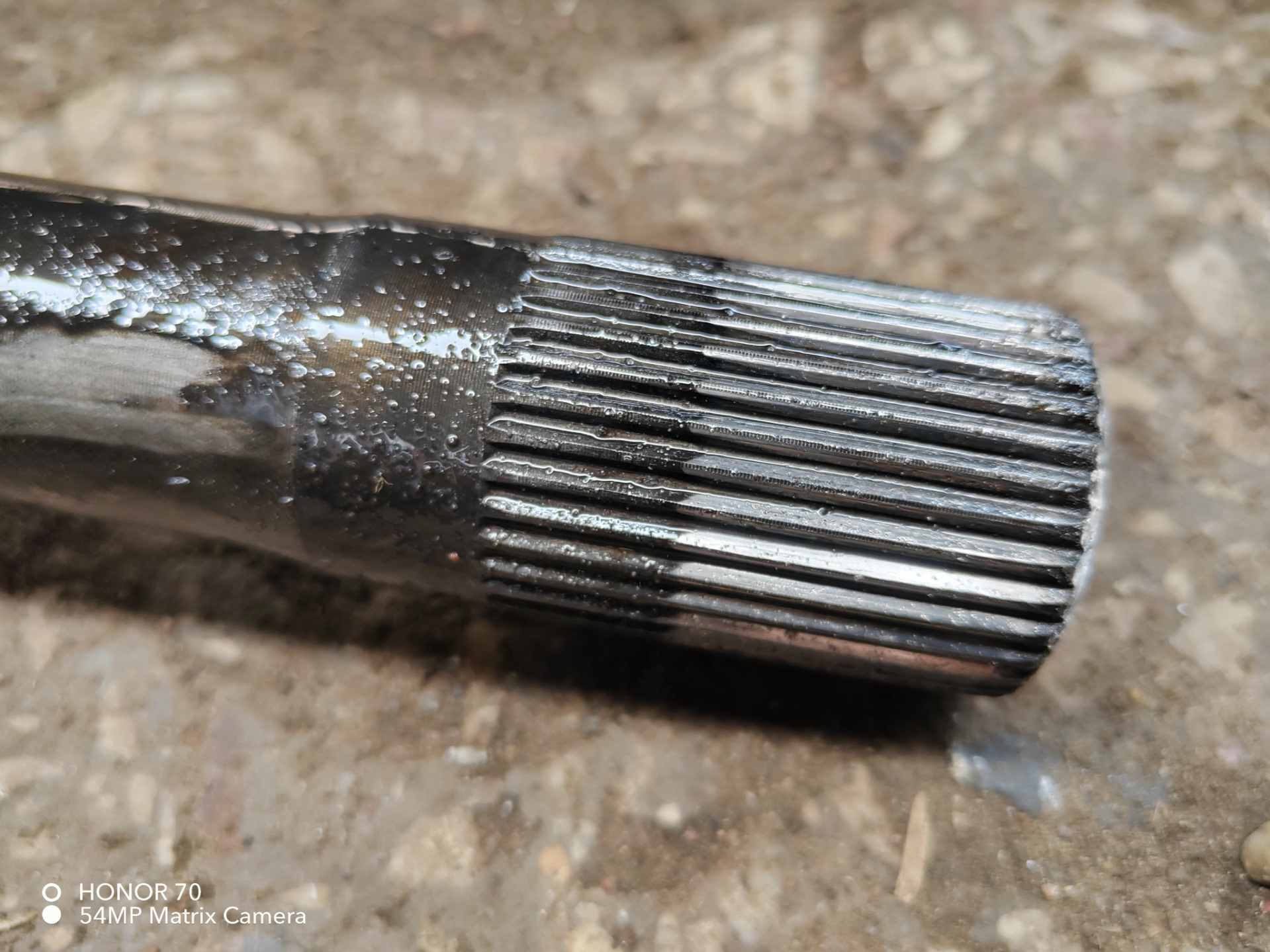 •80. Лопнула полуось. Брак. — Ford Transit (8G), 2,2 л, 2019 года ...