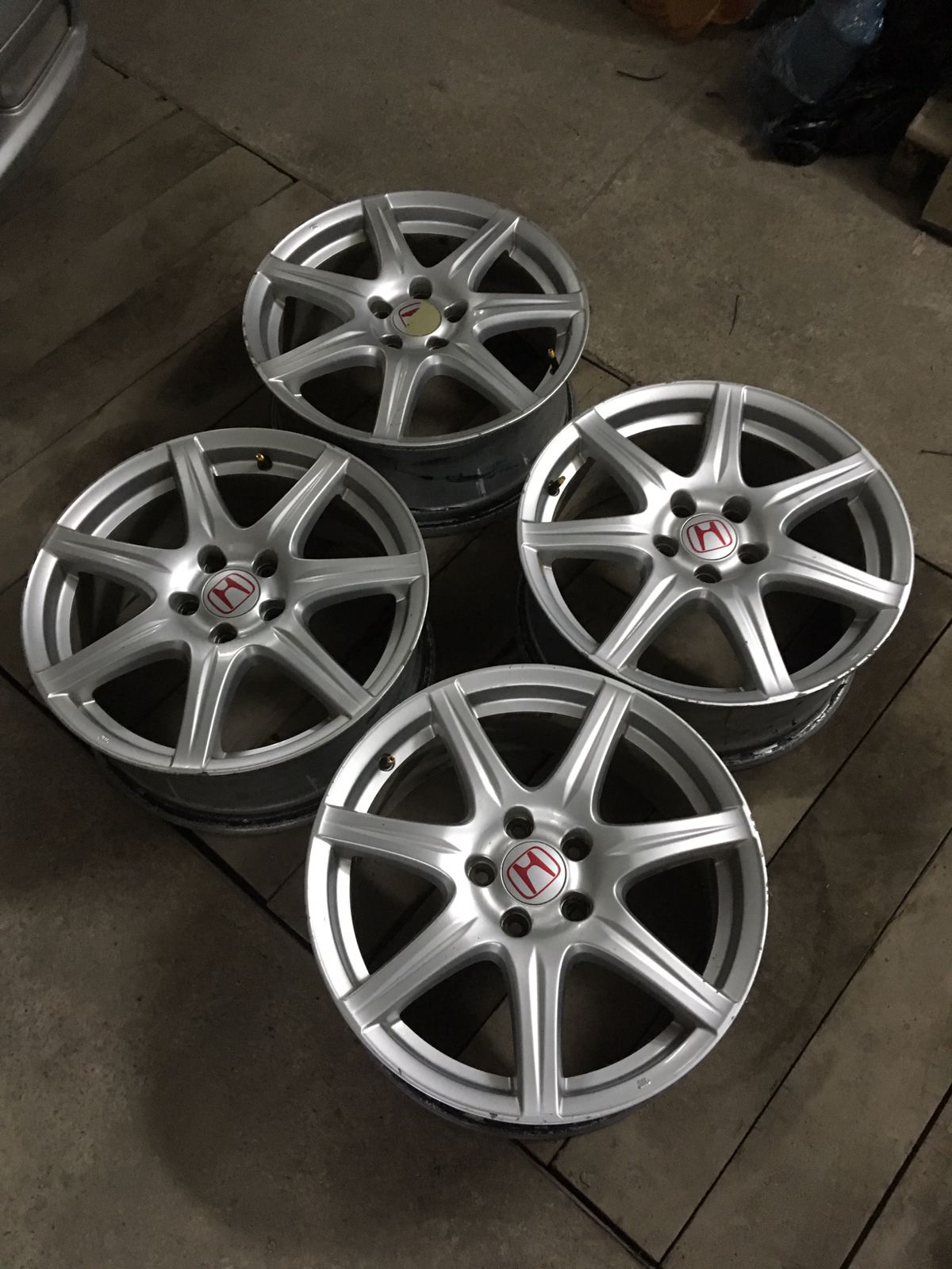 Диски types. Диски type r 57. jaguar s type диски 18 triton. диски от тайп р. диски тайп с темный хром.
