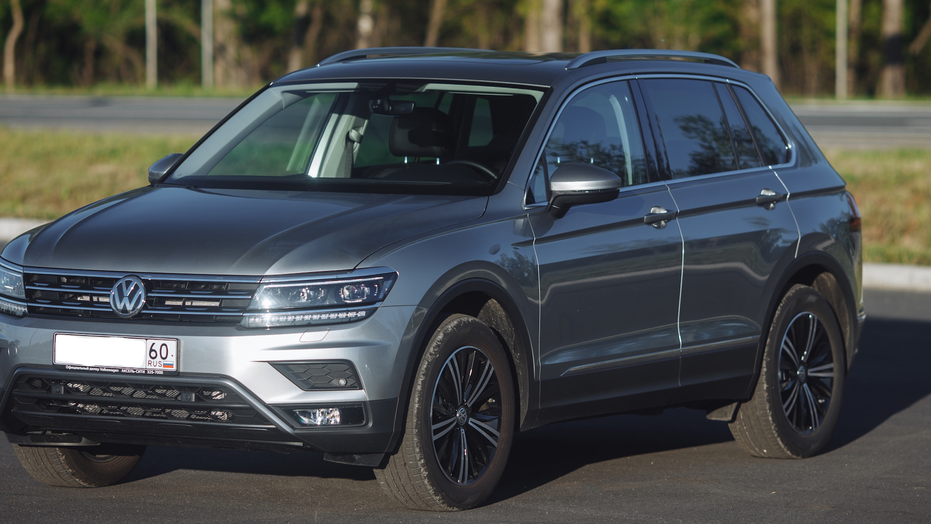 Тигуан 2.0 дизель 2018. Premium Series кр002 Tiguan. Тигуан 2 на 20 колесах. Фиолетовый Тигуан 2. Tiguan 2g Санкт-Петербург.