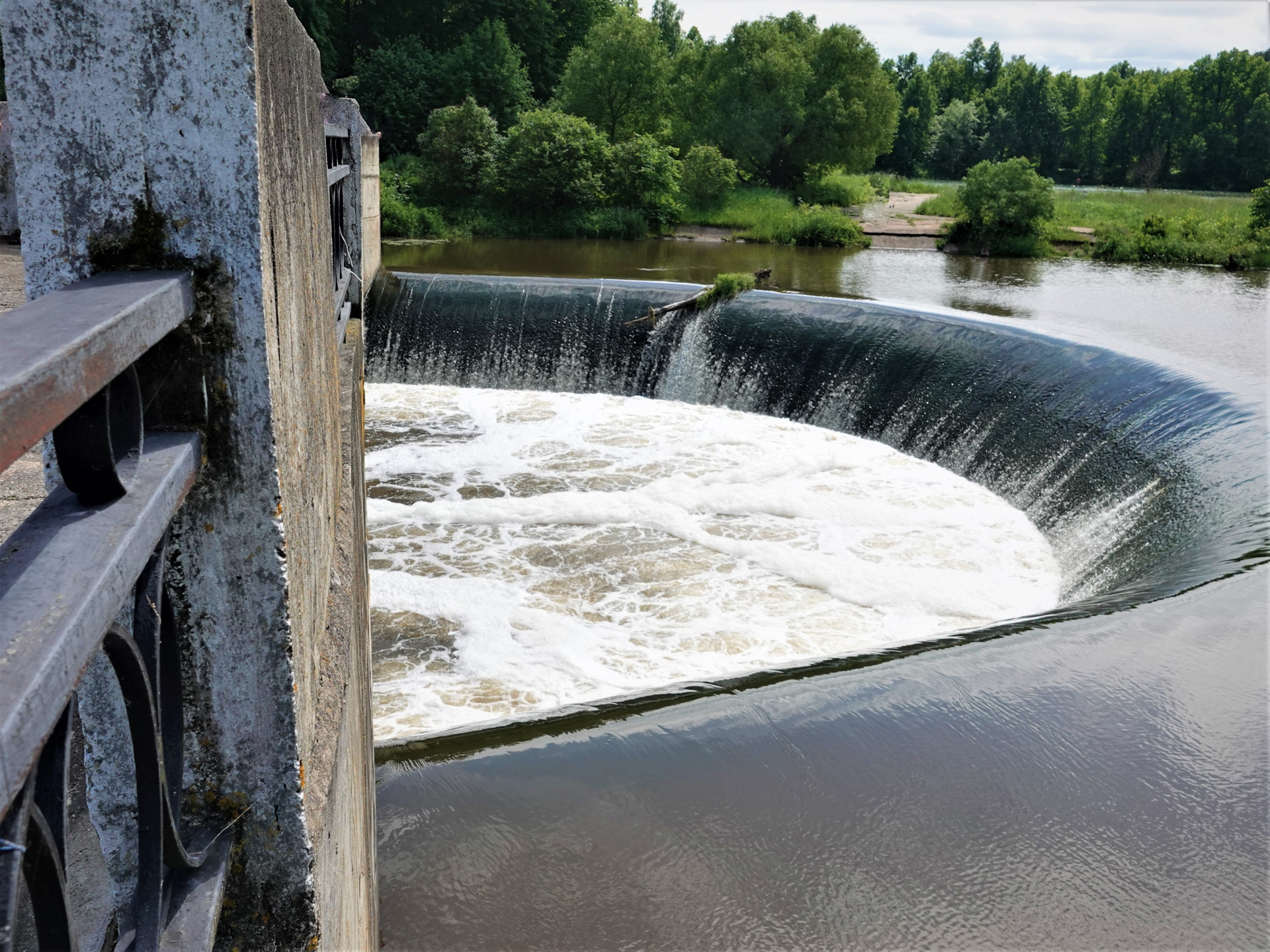 Водопад в волоколамском районе фото