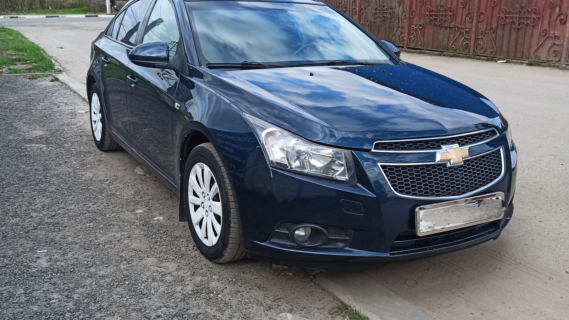 Chevrolet Cruze (1G) 1.6 бензиновый 2010 | 1.6 на DRIVE2