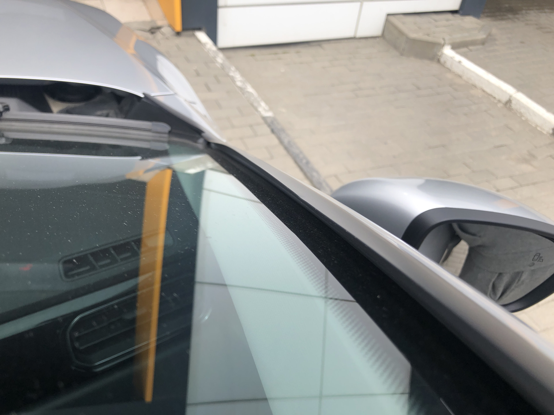 Дефлектор лобового стекла — Renault Arkana, 1,3 л, 2019 года ...