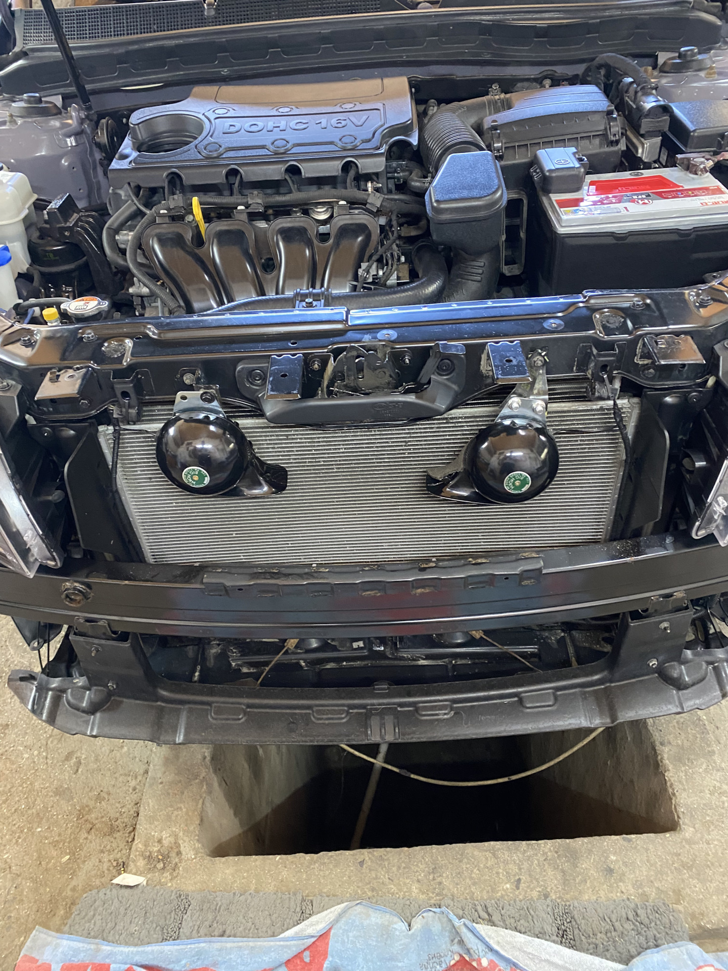 Мытье радиатора, установка сеток на бампер, регистратор teyes x5 и ...