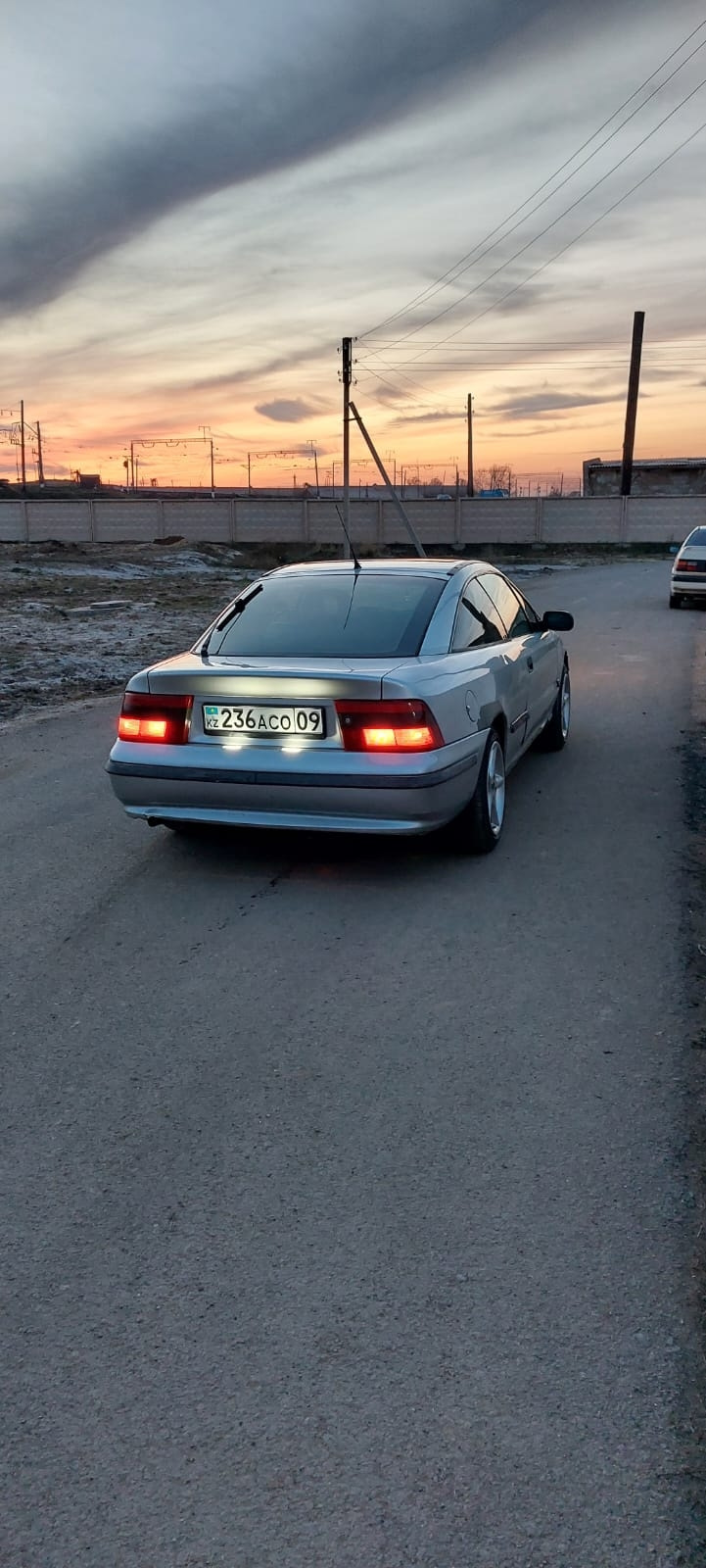 Прыгает стрелка тахометра. — Opel Calibra, 2 л, 1992 года | поломка ...