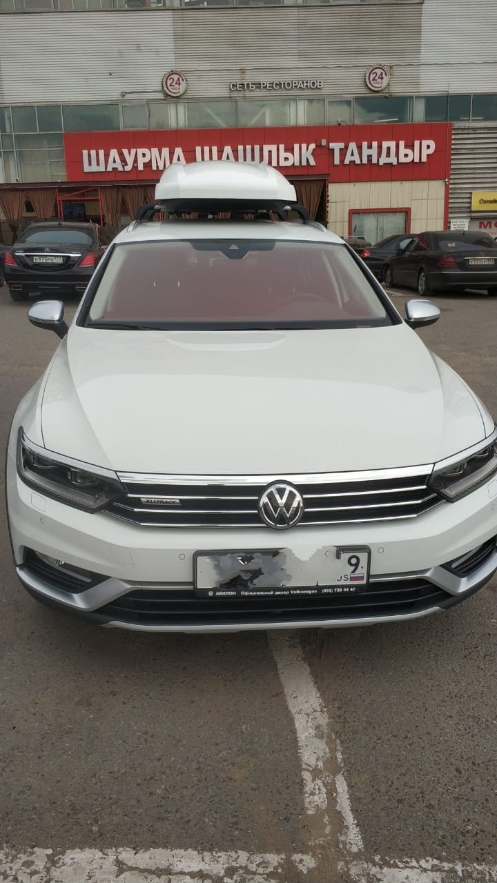 Багажник и автобокс на крышу — Volkswagen Passat Alltrack (B8), 2 л, 2018  года | аксессуары | DRIVE2