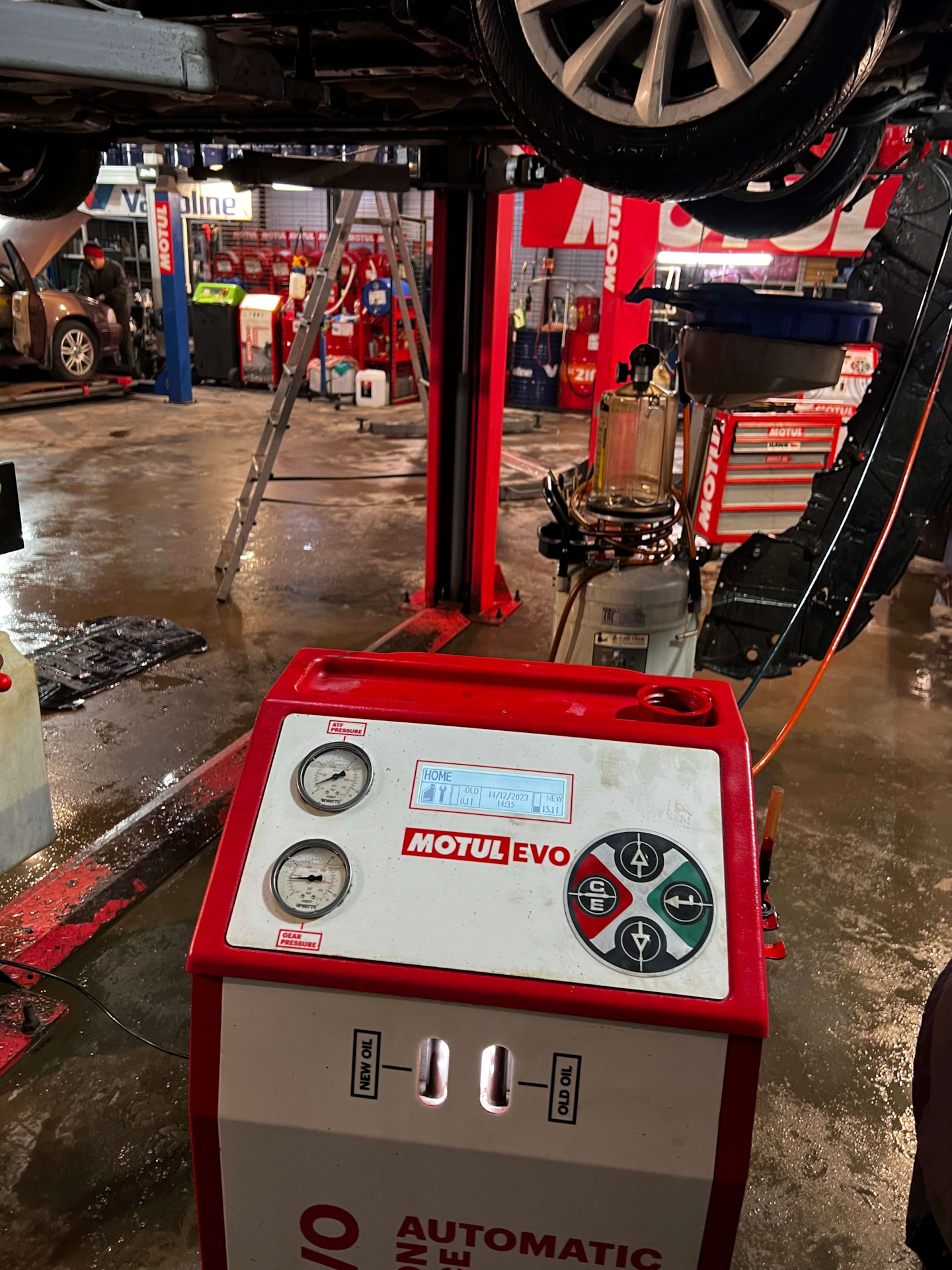 Замена масла в вариаторе Toyota Camry V70 Aisin K120 — Motul Team на DRIVE2