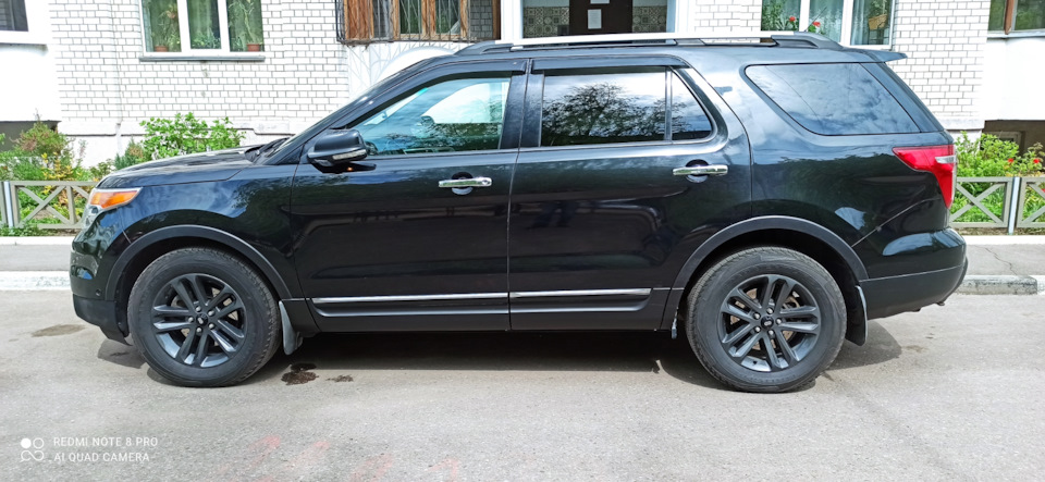Новая резина и покраска дисков — Ford Explorer (5G), 3,5 л, 2012 года ...