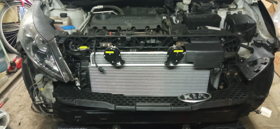 ну и под шумок, решил заменить штатный сигнал на волговский))))) — KIA ...