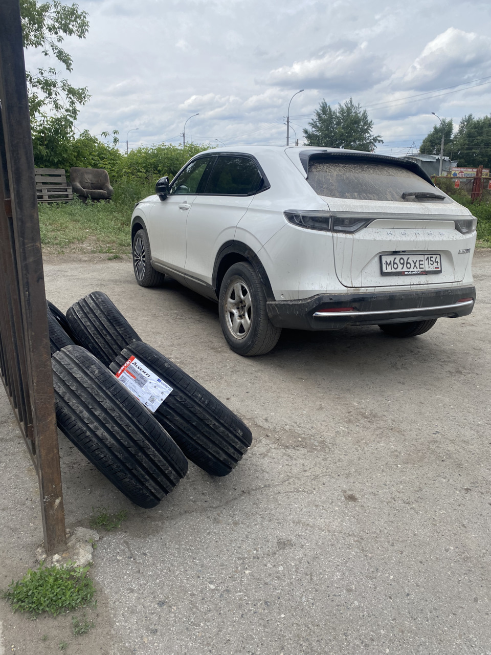 Про резину или как проколоть одно колесо, а попасть на 4 — Honda e:NS1 ...