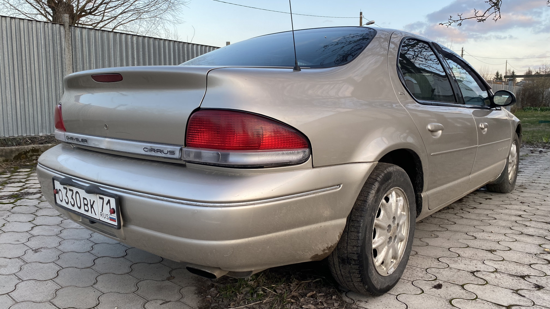 Крайслер циррус 2.5. Крайслер Циррус. Chrysler Cirrus. Диагностический разъем Крайслер Циррус.