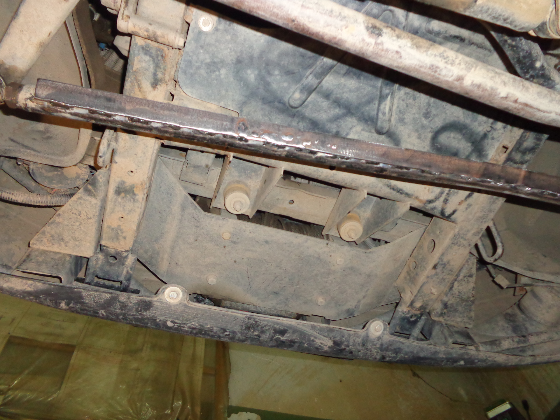 Ремонт рулевой тяги и регулировка схождения. — УАЗ Patriot, 2,7 л, 2009 ...