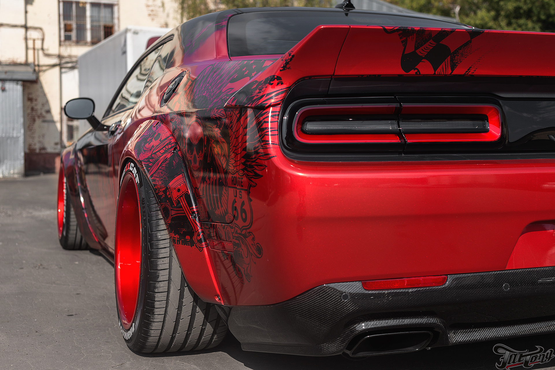 Dodge Challenger обвес Liberty walk