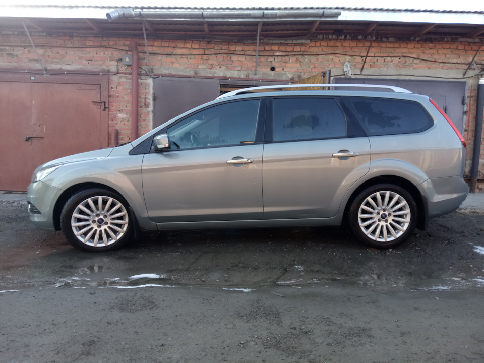 Диски на 17 — Ford Focus Wagon II, 1,8 л, 2009 года | колёсные диски ...