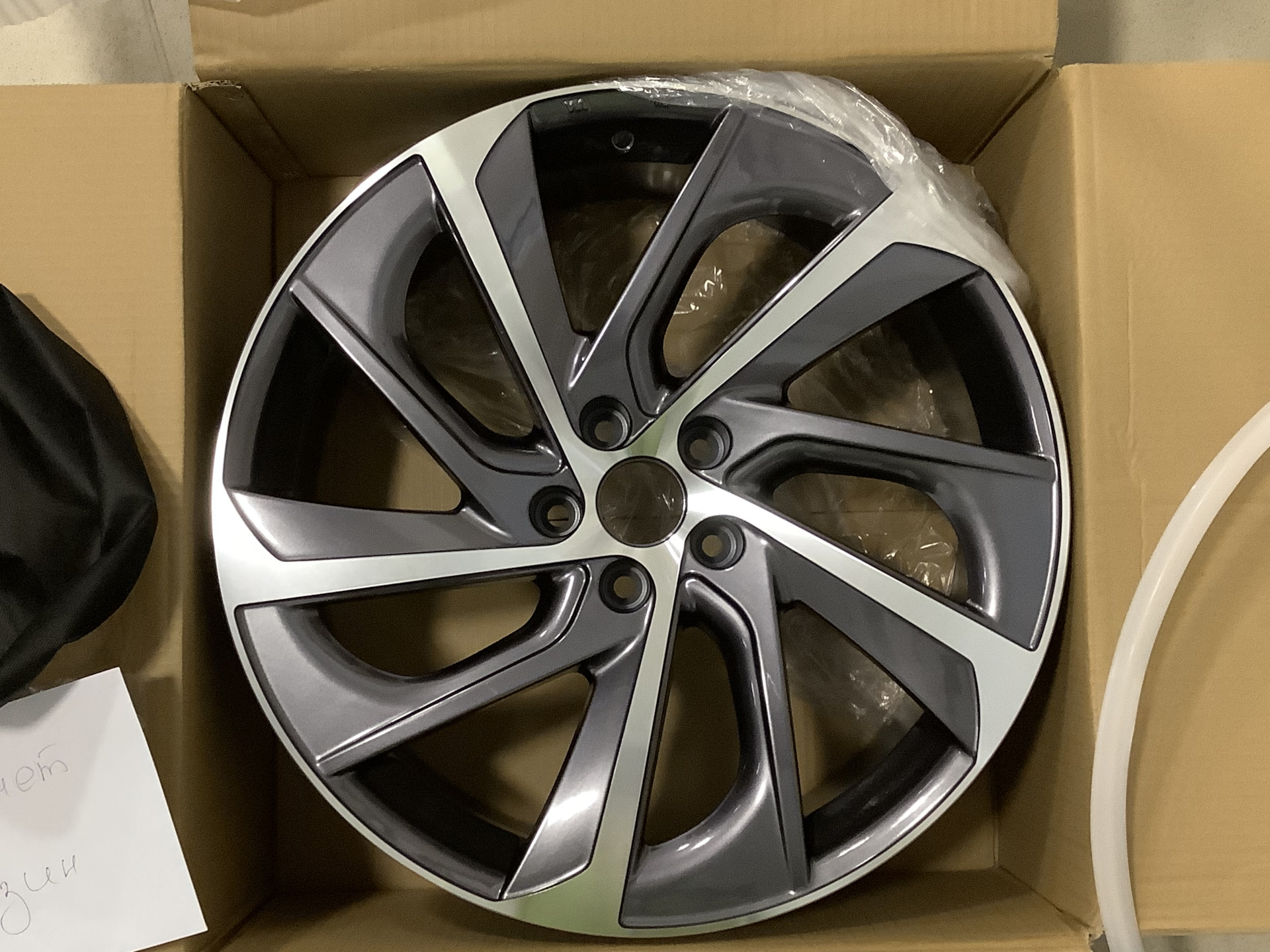 Диск под замену — Lexus RX (4G), 2 л, 2019 года | колёсные диски | DRIVE2