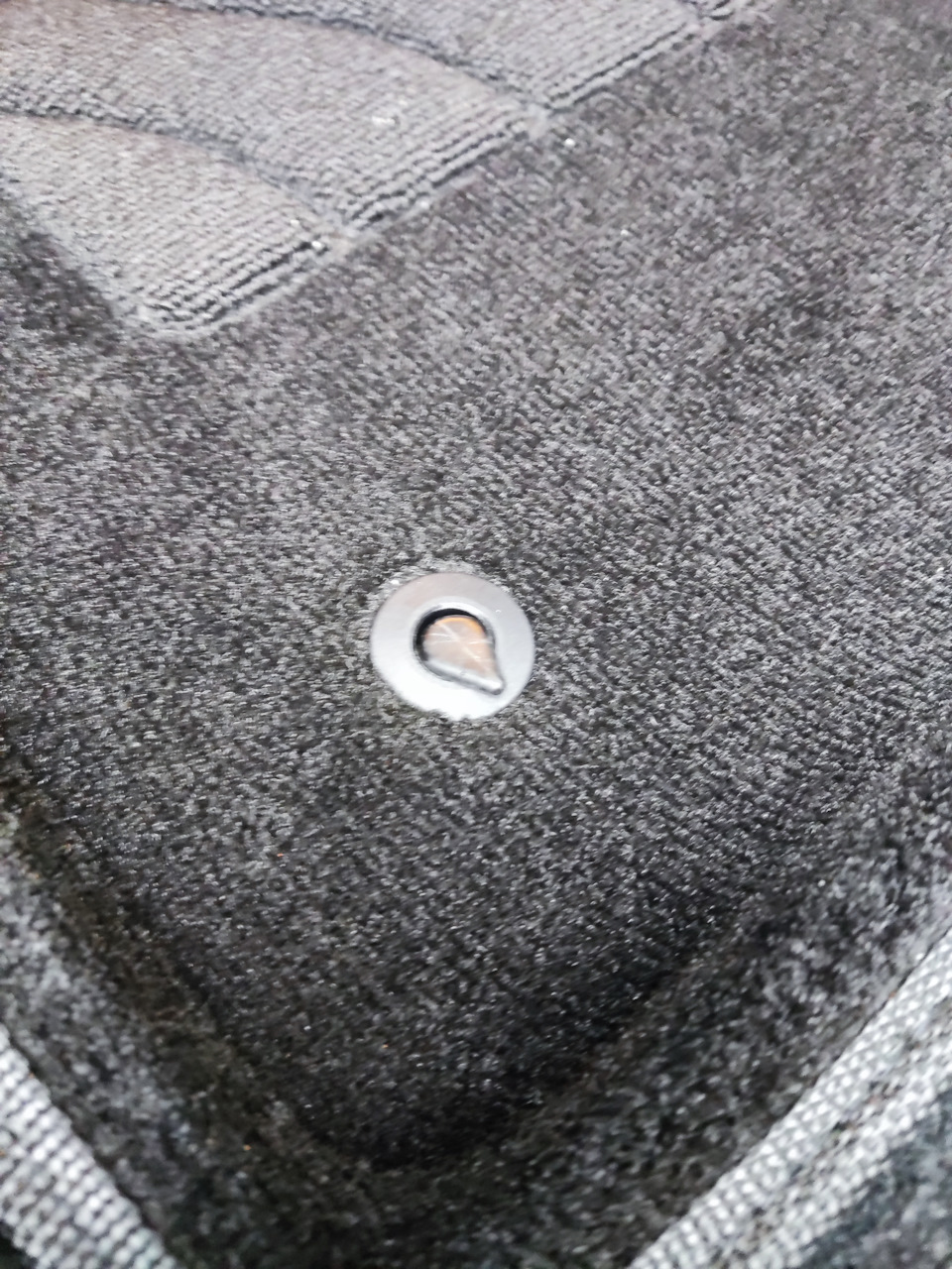 Фото в бортжурнале Jaguar E-Pace