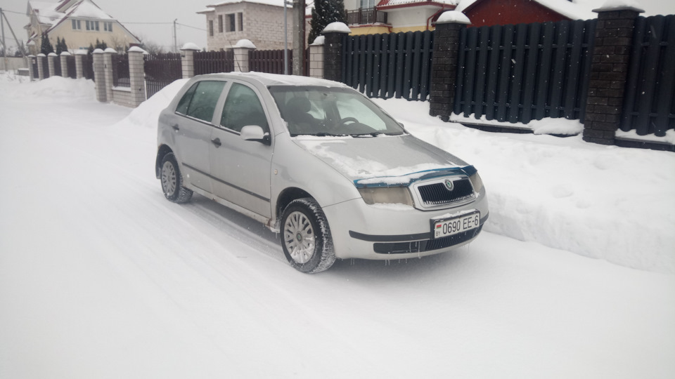 Троит, глохнет, стреляет, плавают обороты. Куда лезть? — Skoda Fabia ...