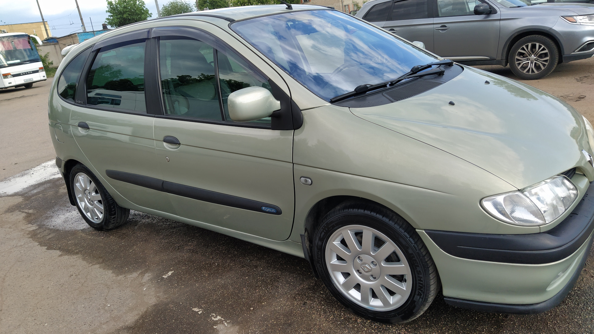 Renault Megane Scenic 2.0 бензиновый 1998 | машина на DRIVE2