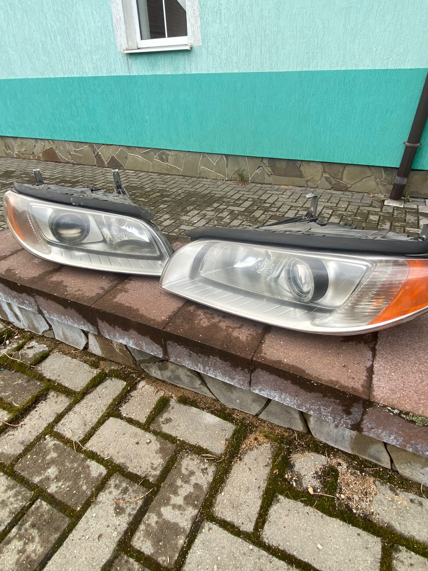 Фары линзы S80/XC70 — Volvo_Barn_Spare на DRIVE2