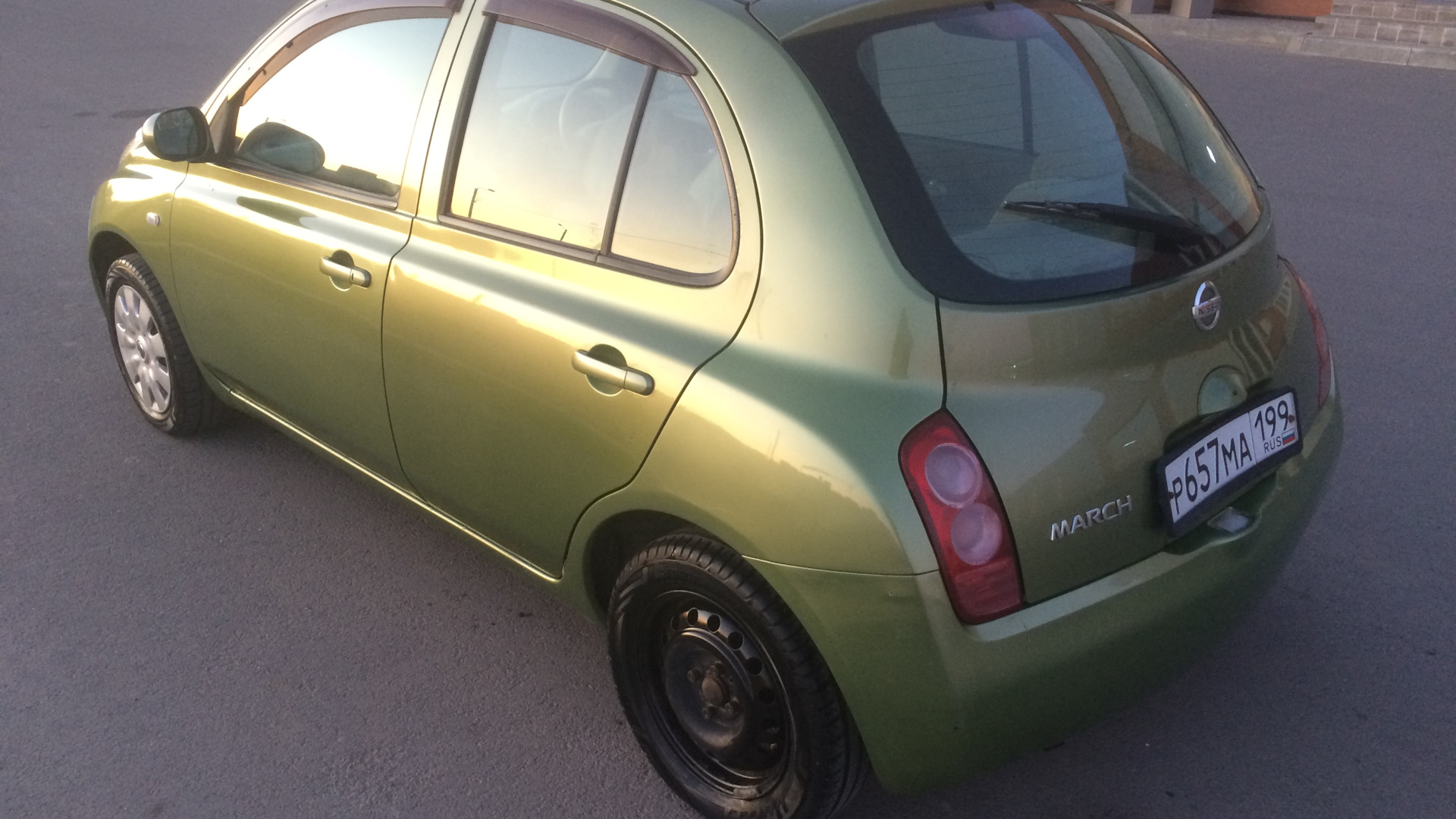 Nissan March (K12) 1.2 бензиновый 2003 | Машина ЖЕНЫ на DRIVE2