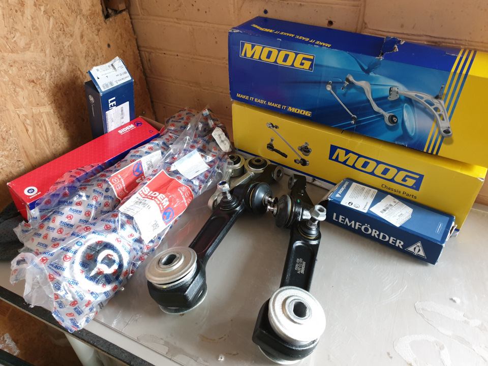 Фото в бортжурнале Mercedes-Benz S-Class (W220)