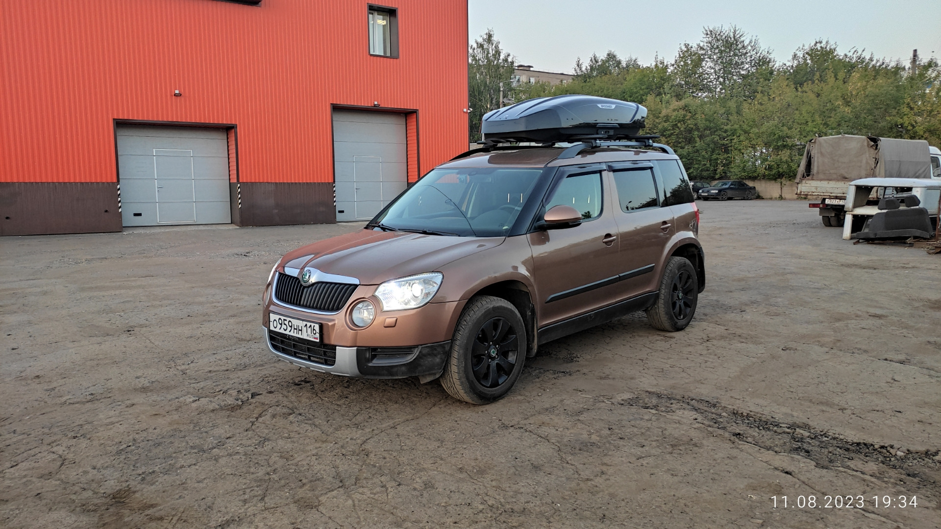 3. Багажник и бокс successfully installed — Skoda Yeti, 1,8 л, 2012 ...