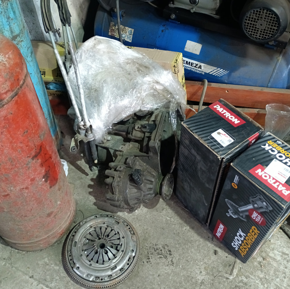 Именно масляные. Нашел только этой фирмы. — Skoda Octavia Combi A4 Mk1