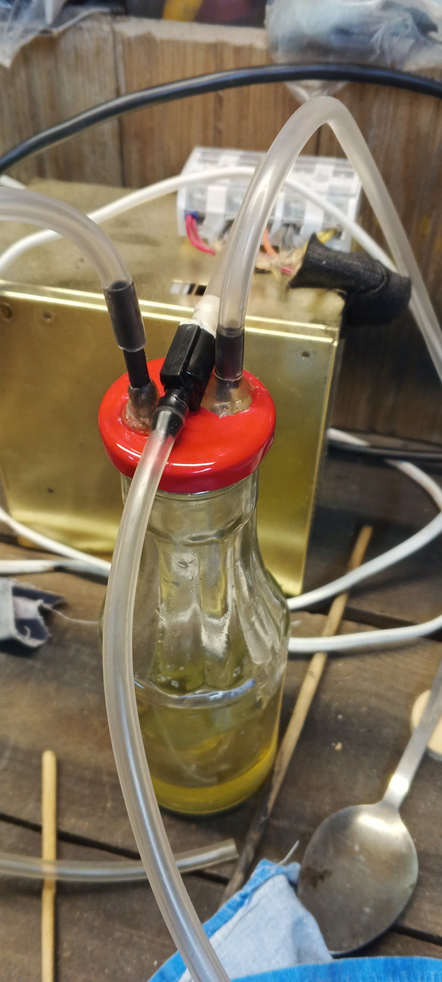 Прокачка цилиндра сцепления — Citroen C4 L, 1,6 л, 2013 года | своими ...