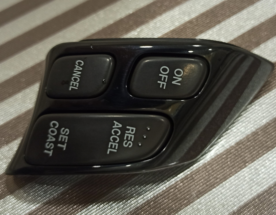 Кнопки круиз контроля Piano Black — Mazda 3 (1G) BK, 2 л, 2008 года ...