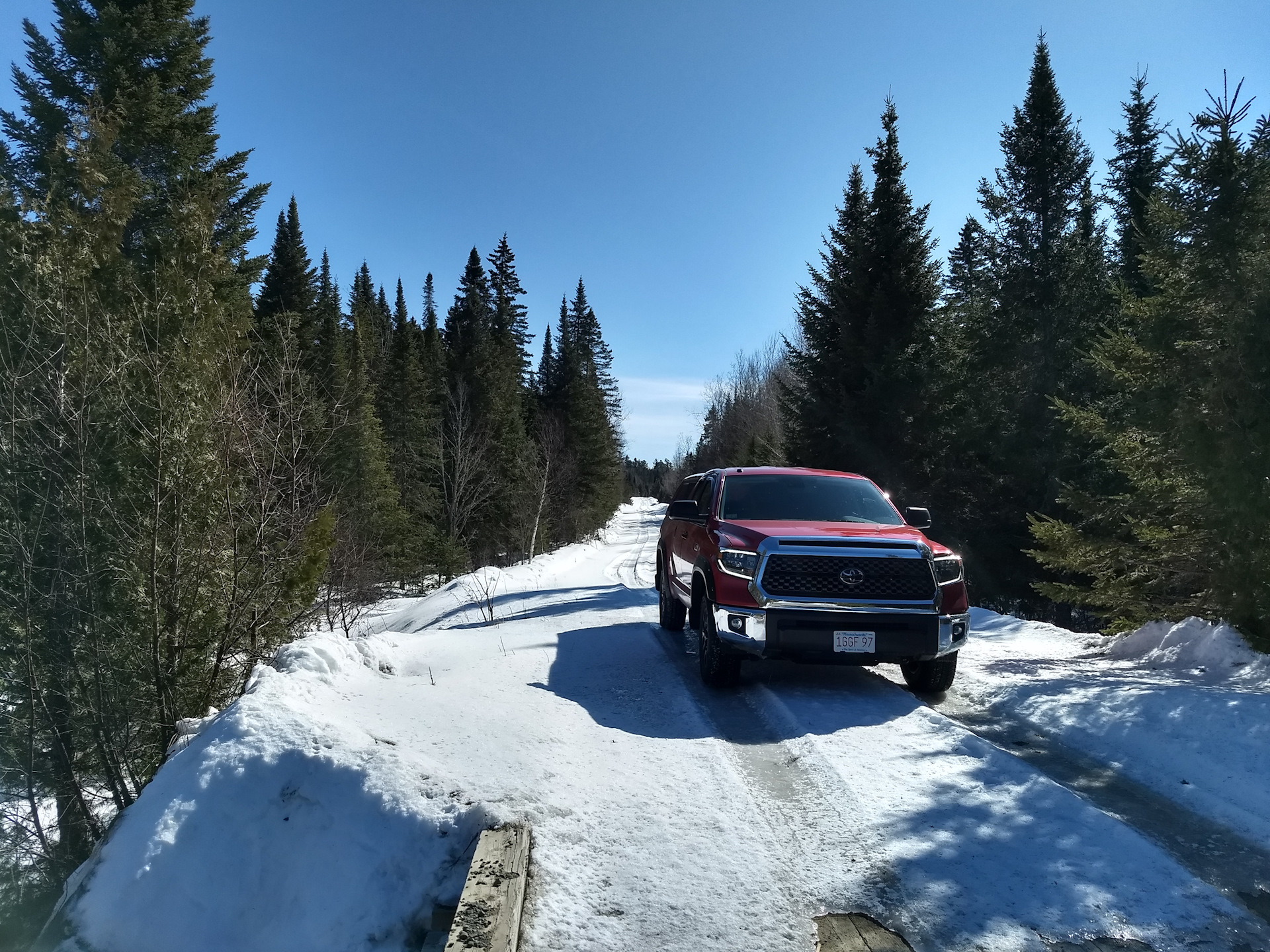 Когда Offroad — это только наклейка на бортах — Toyota Tundra (III), 5,7 л,  2019 года | покатушки | DRIVE2