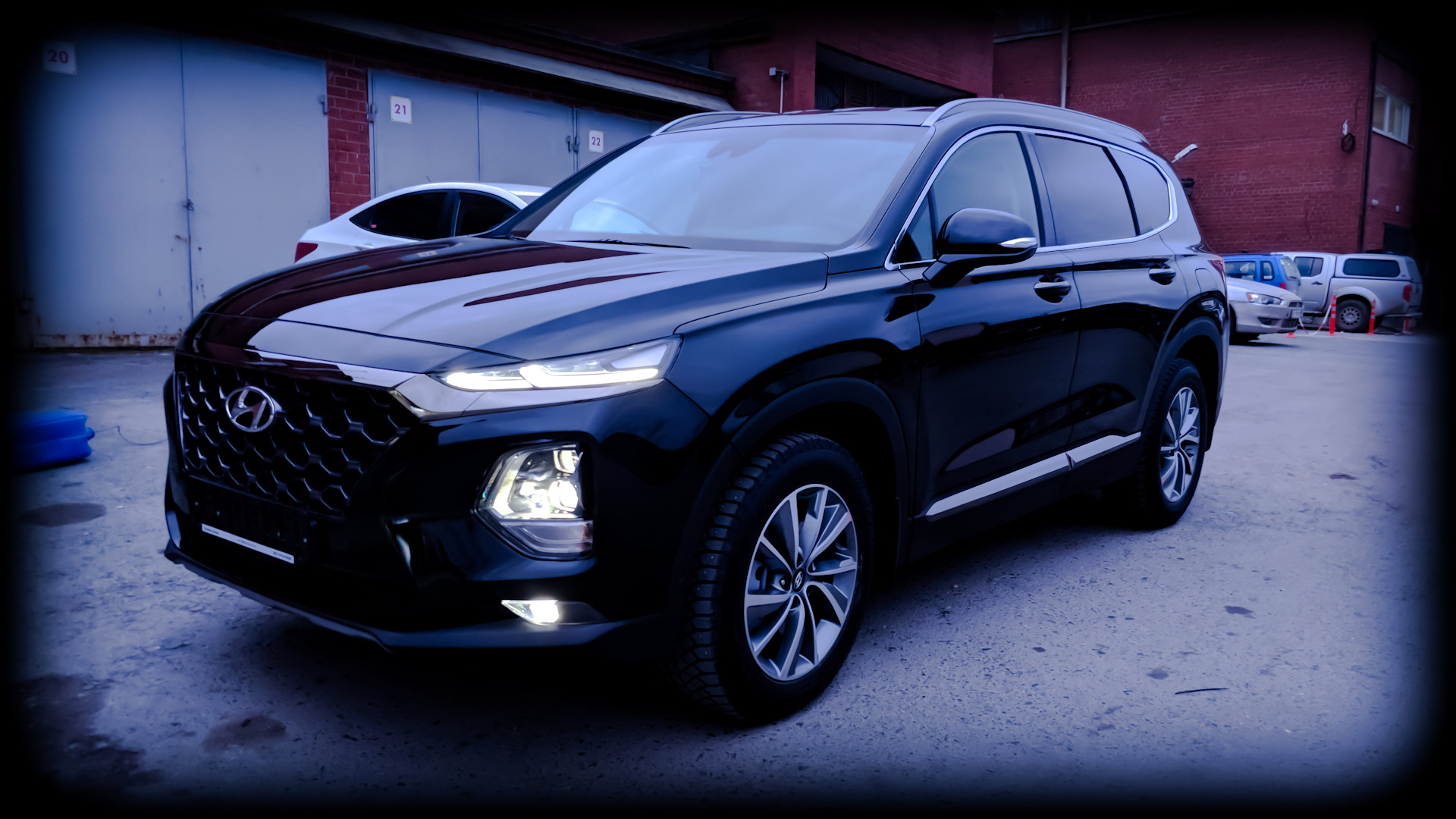 Santa fe 4g. Hyundai Santa Fe (4g). Санта Фе 4 черный. Hyundai Santa Fe 2021 черный на черном. Santa Fe 2022 черный.