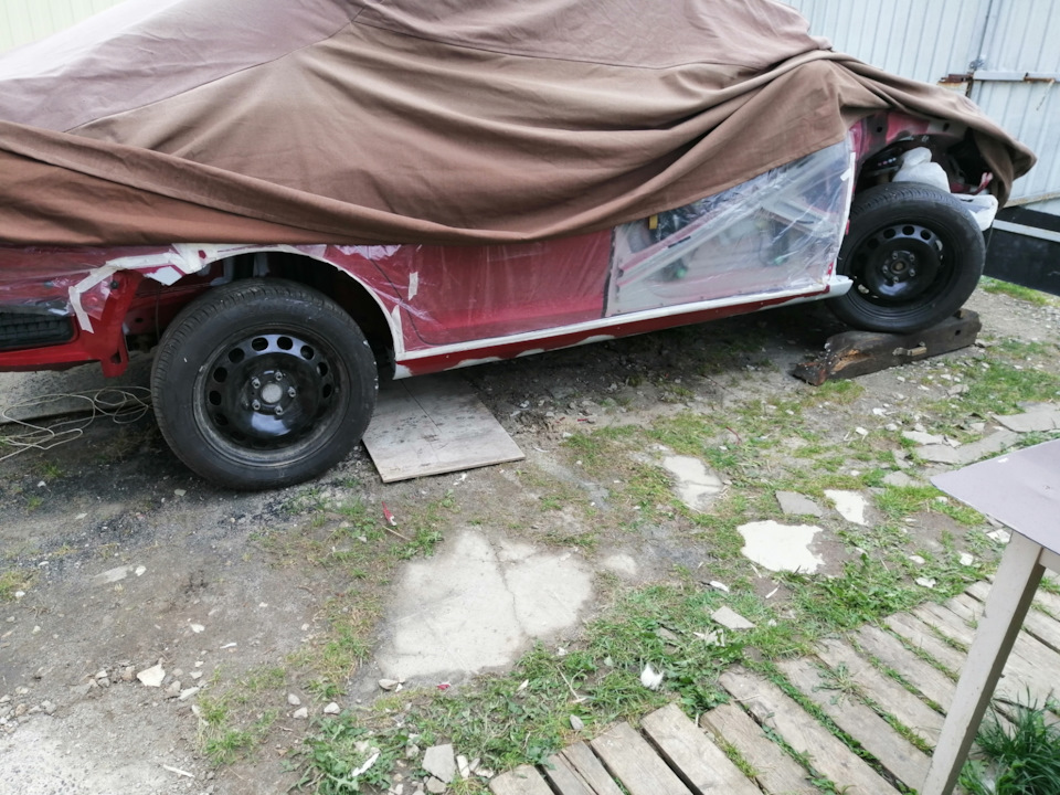 Ремонт лкп, бесцветный антигравий. — Volkswagen Jetta V, 1,6 л, 2009 ...