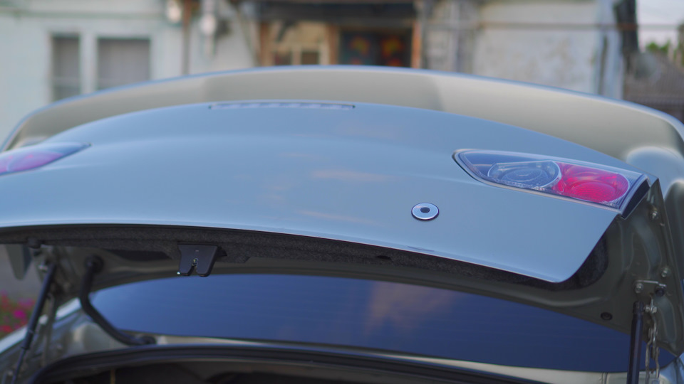 Электрозамок и кнопка открытия багажника на Lancer X (видео ...